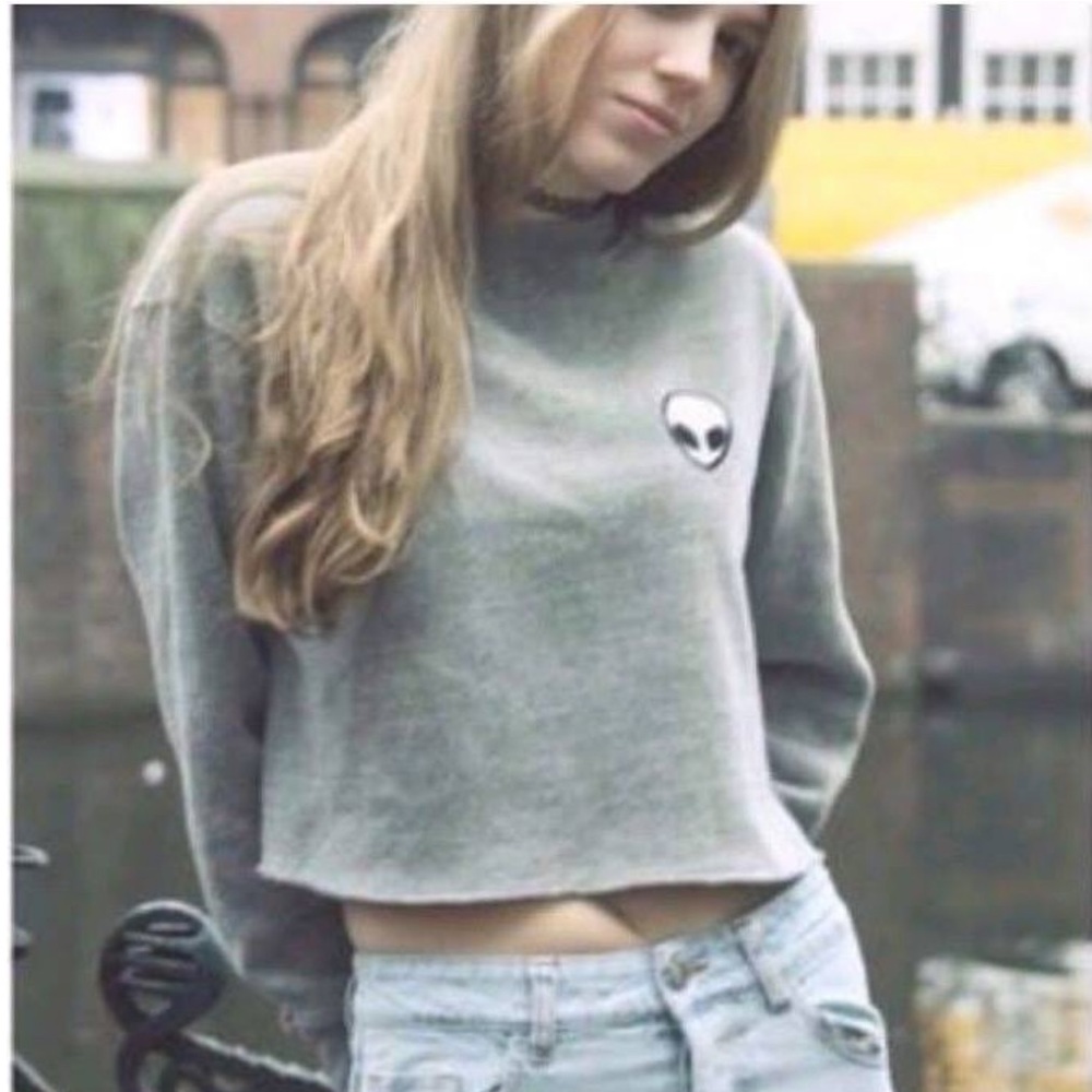 Alien Patch Cropped Sweatshirt